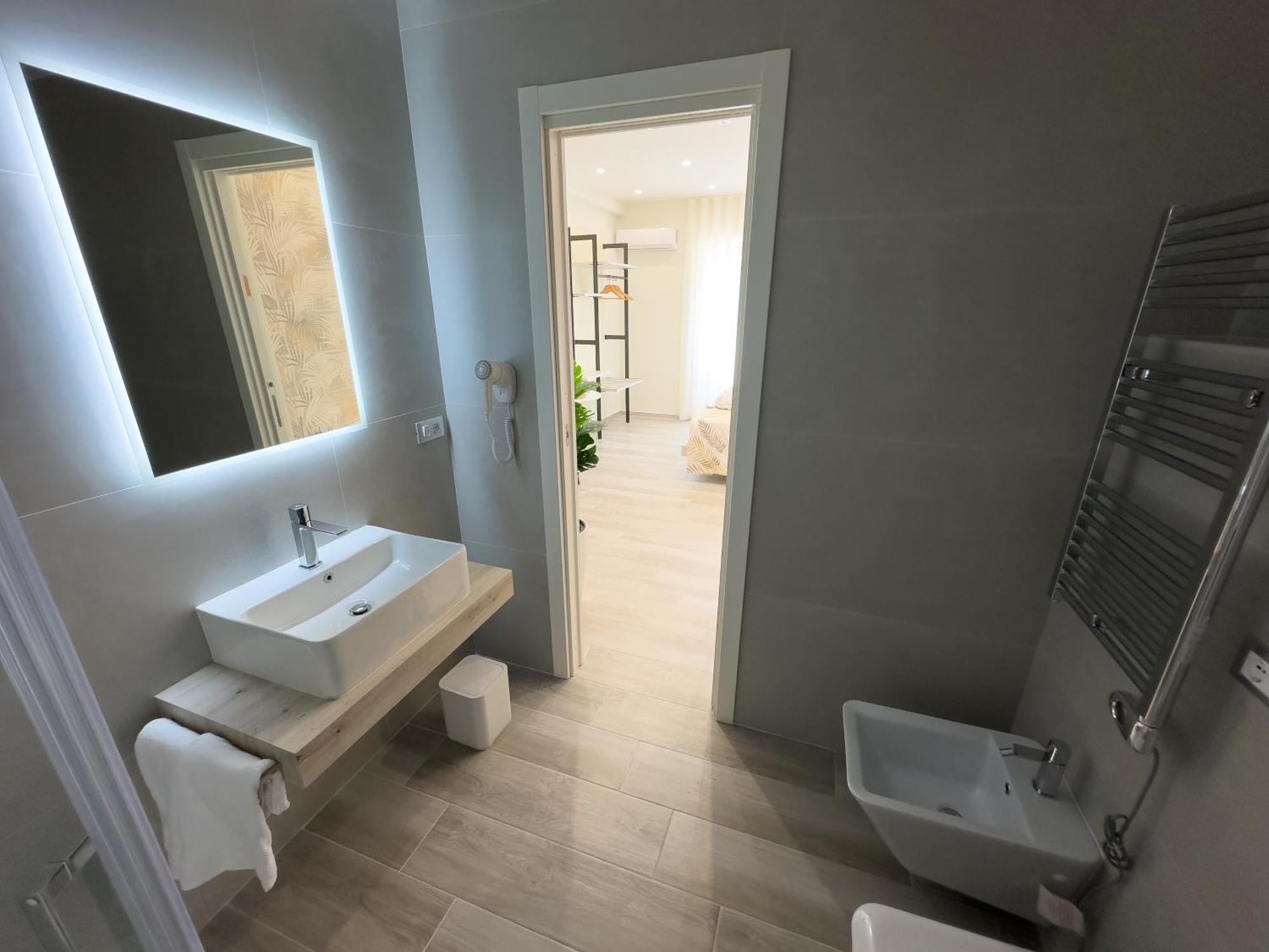 Al Civico3 Home & Suites Salerno Eksteriør billede