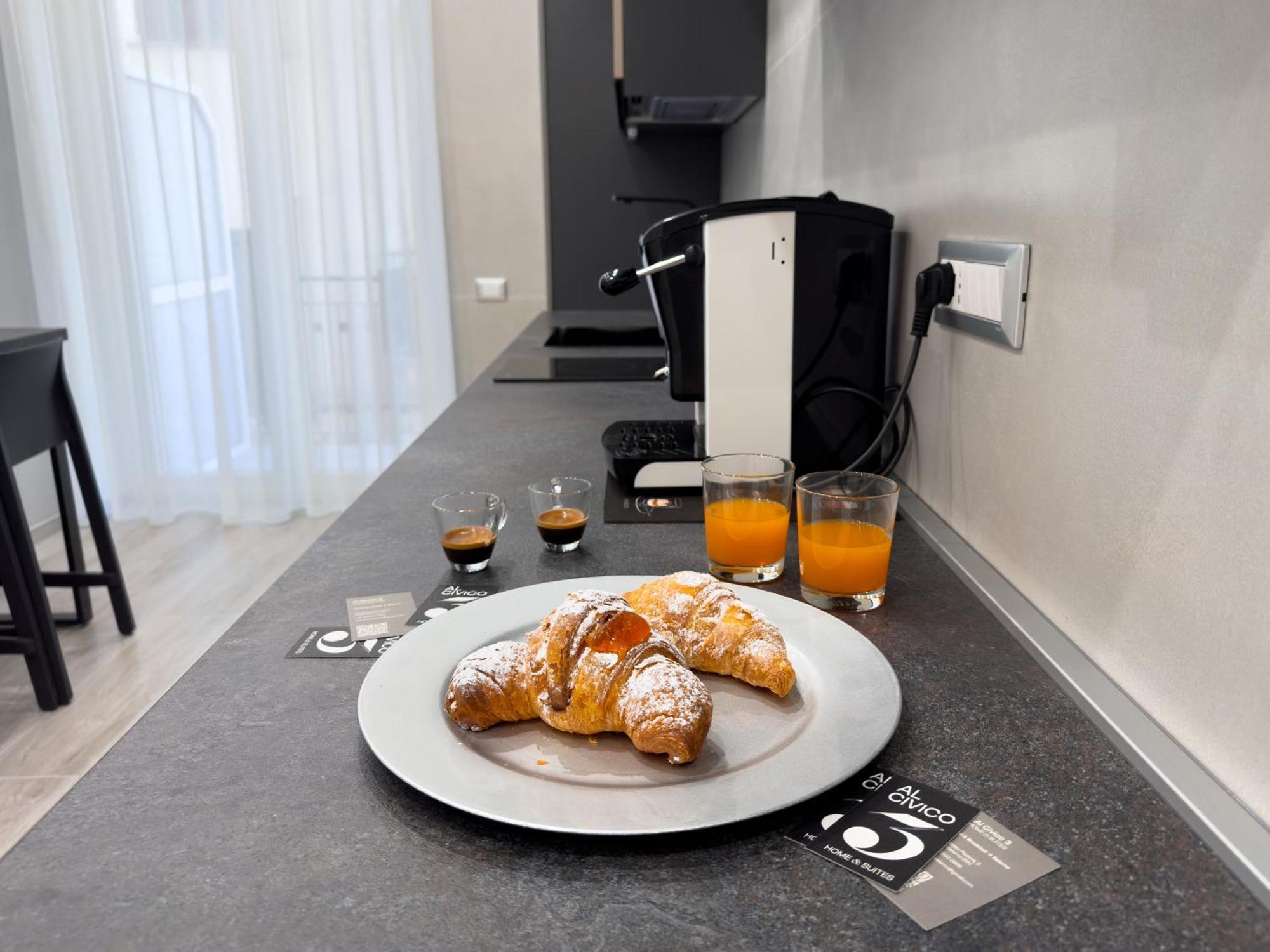 Al Civico3 Home & Suites Salerno Eksteriør billede